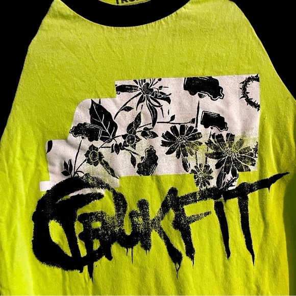 Men's Trukfit 3/4 Long
Sleeve ( Medium ) - Picture 3 of 4